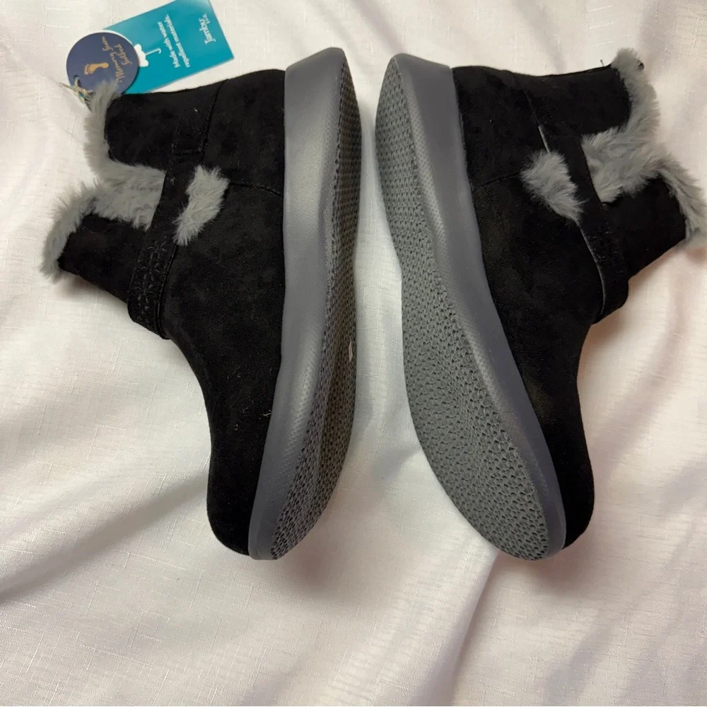 JBU women’s size